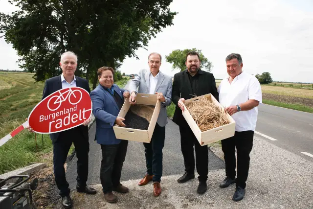 „Grüner Asphalt“: Im Burgenland wird Österreichs erster CO₂-speichernder Radweg gebaut